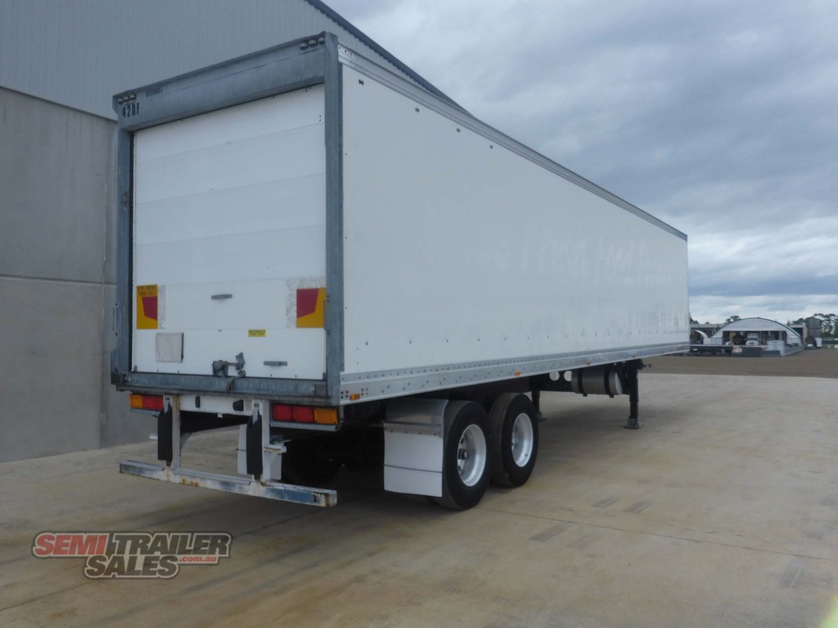 MAXITRANS REFRIGERATED TRAILER