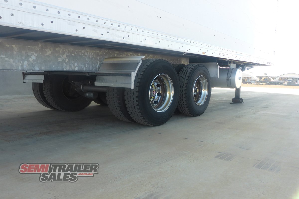 MAXITRANS REFRIGERATED TRAILER