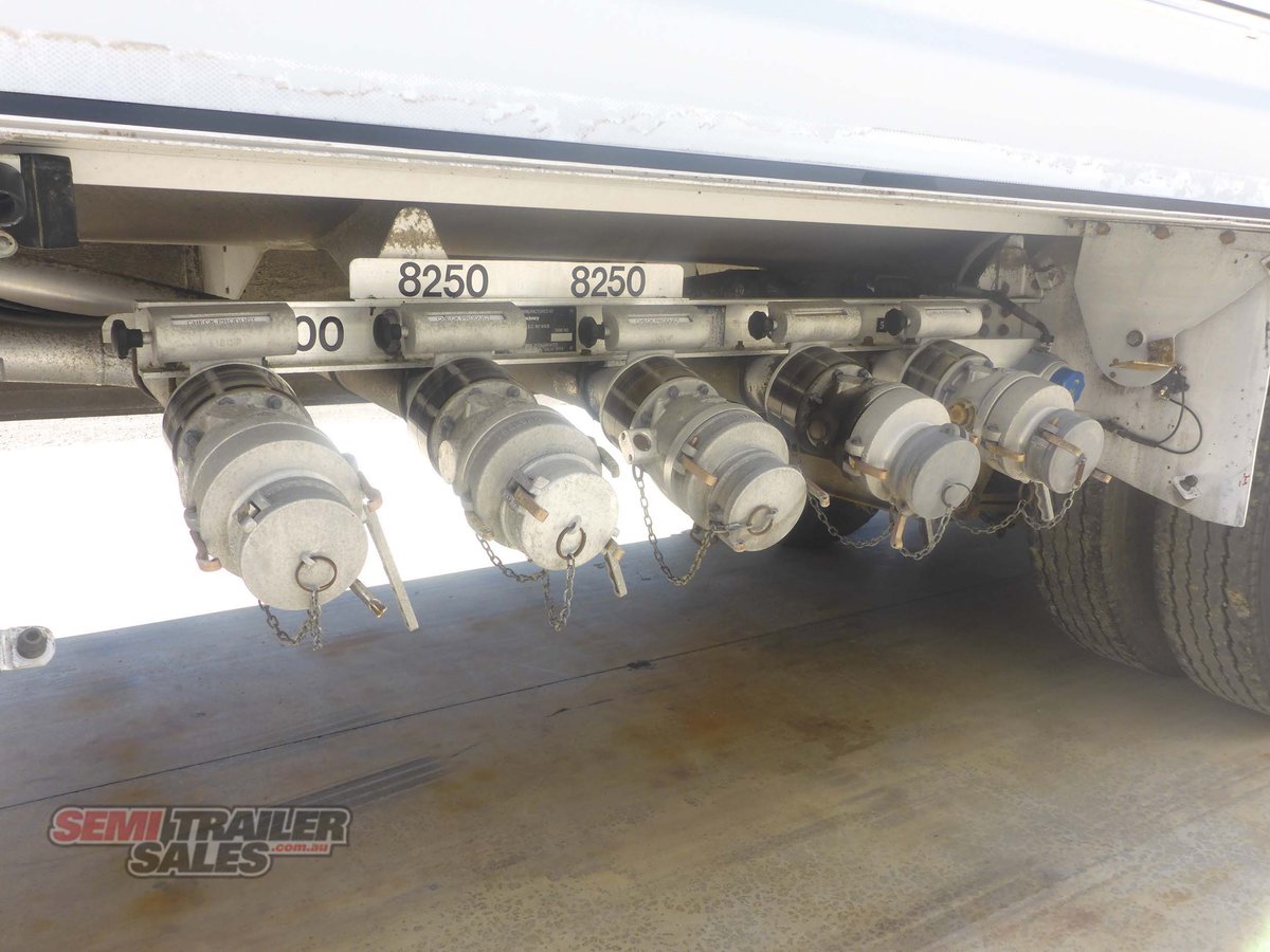 HOCKNEY TANKER TRAILER