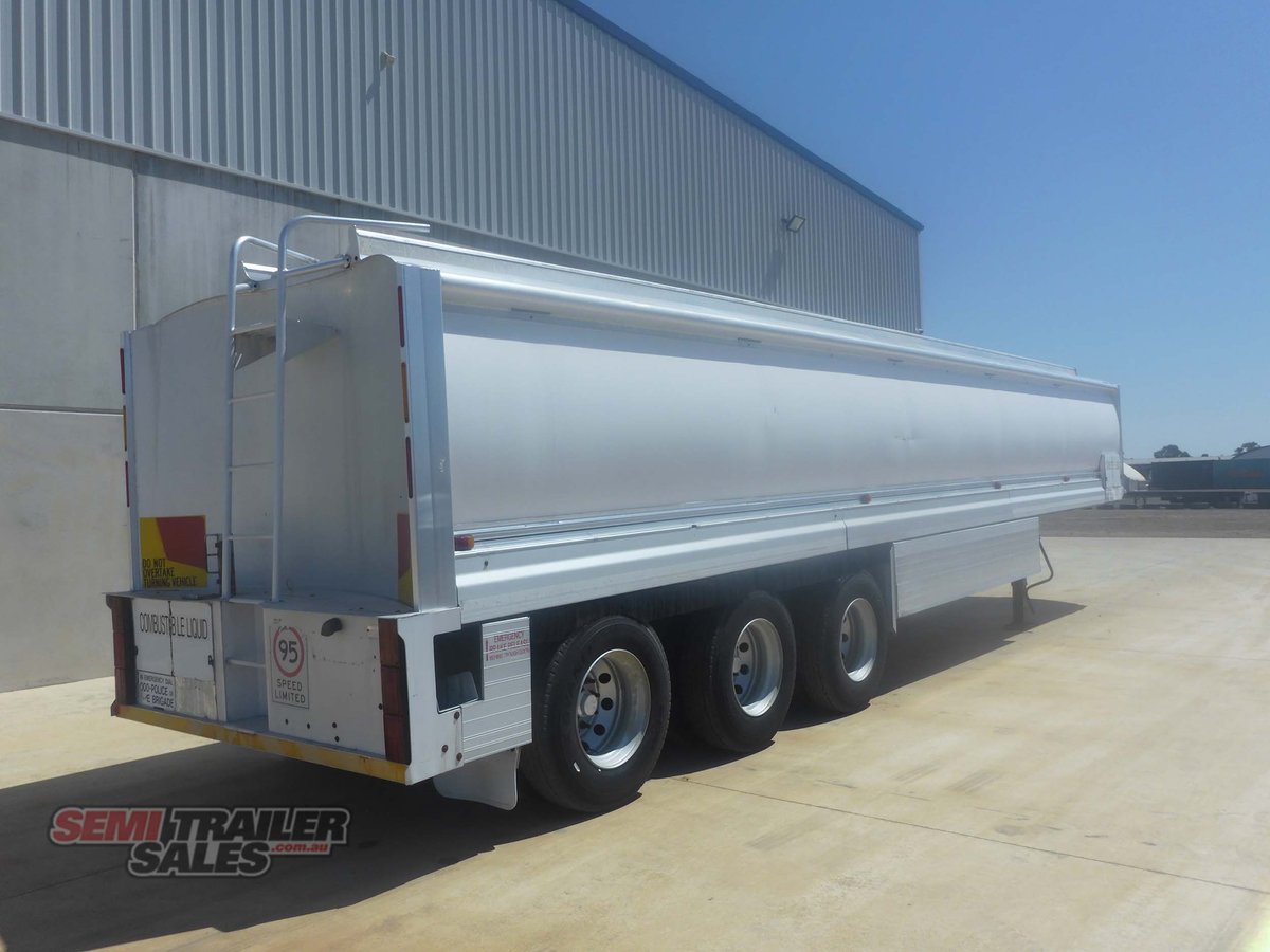 HOCKNEY TANKER TRAILER