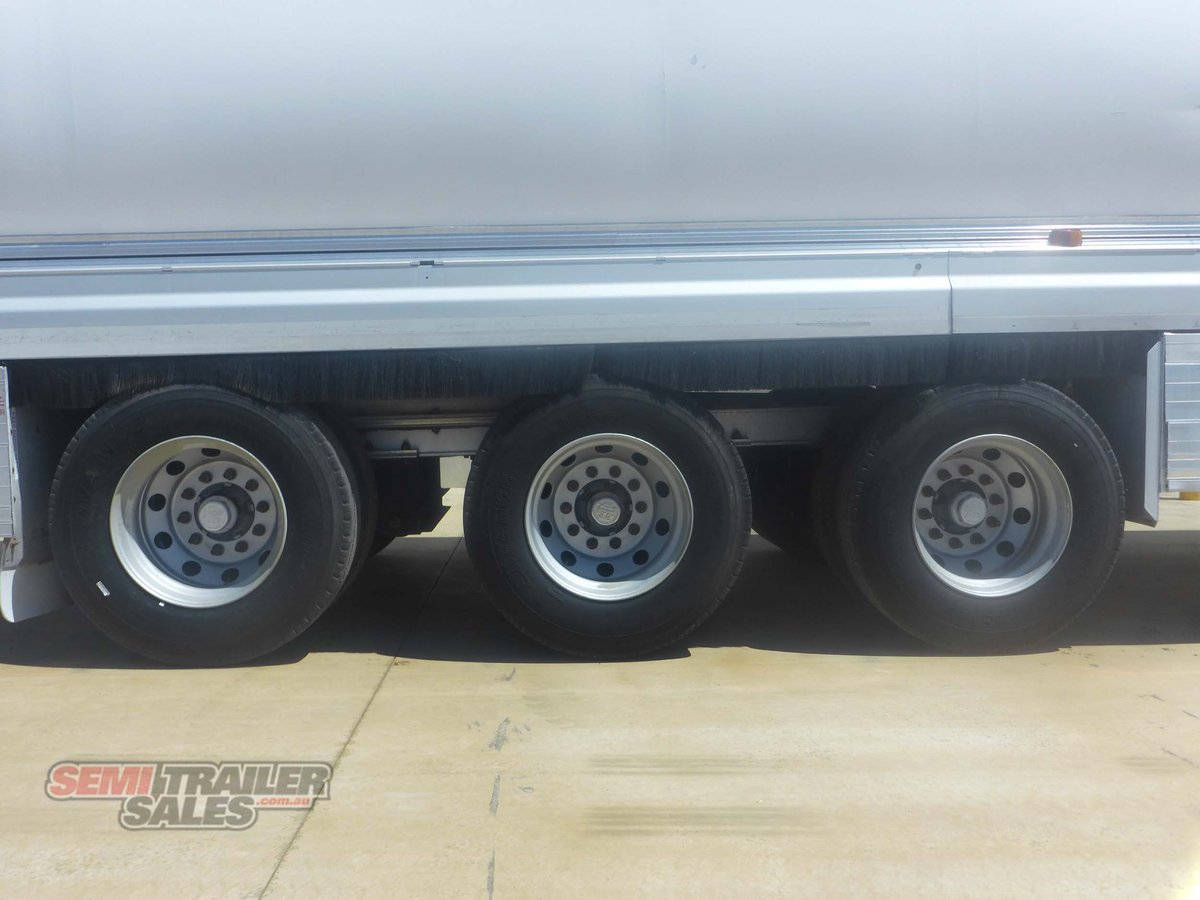 HOCKNEY TANKER TRAILER