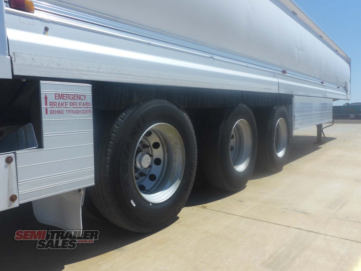 HOCKNEY TANKER TRAILER
