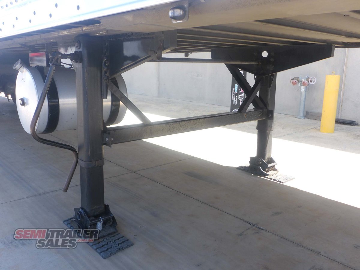 MAXITRANS REFRIGERATED TRAILER