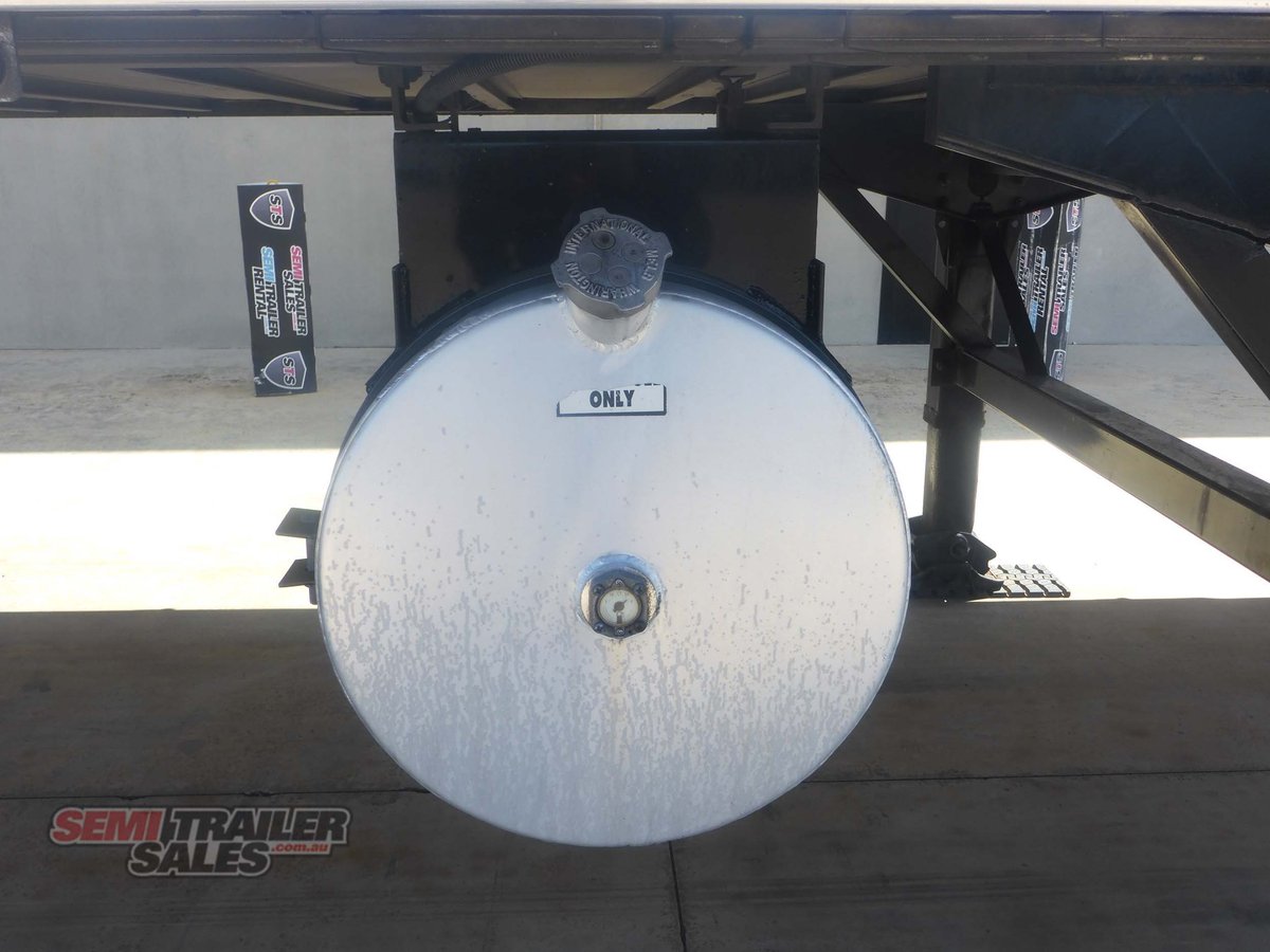 MAXITRANS REFRIGERATED TRAILER