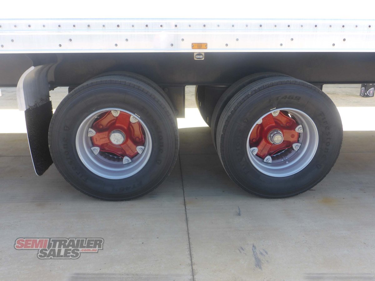 MAXITRANS REFRIGERATED TRAILER