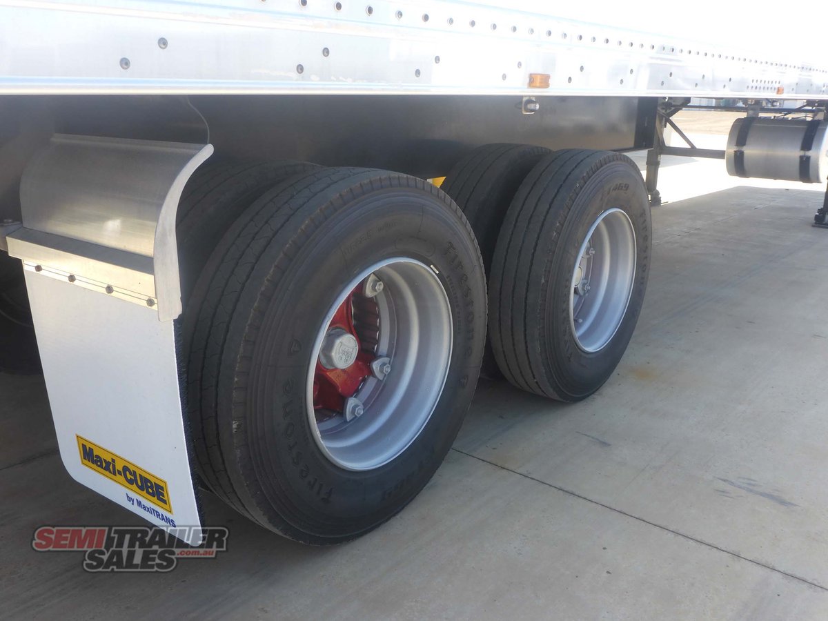MAXITRANS REFRIGERATED TRAILER
