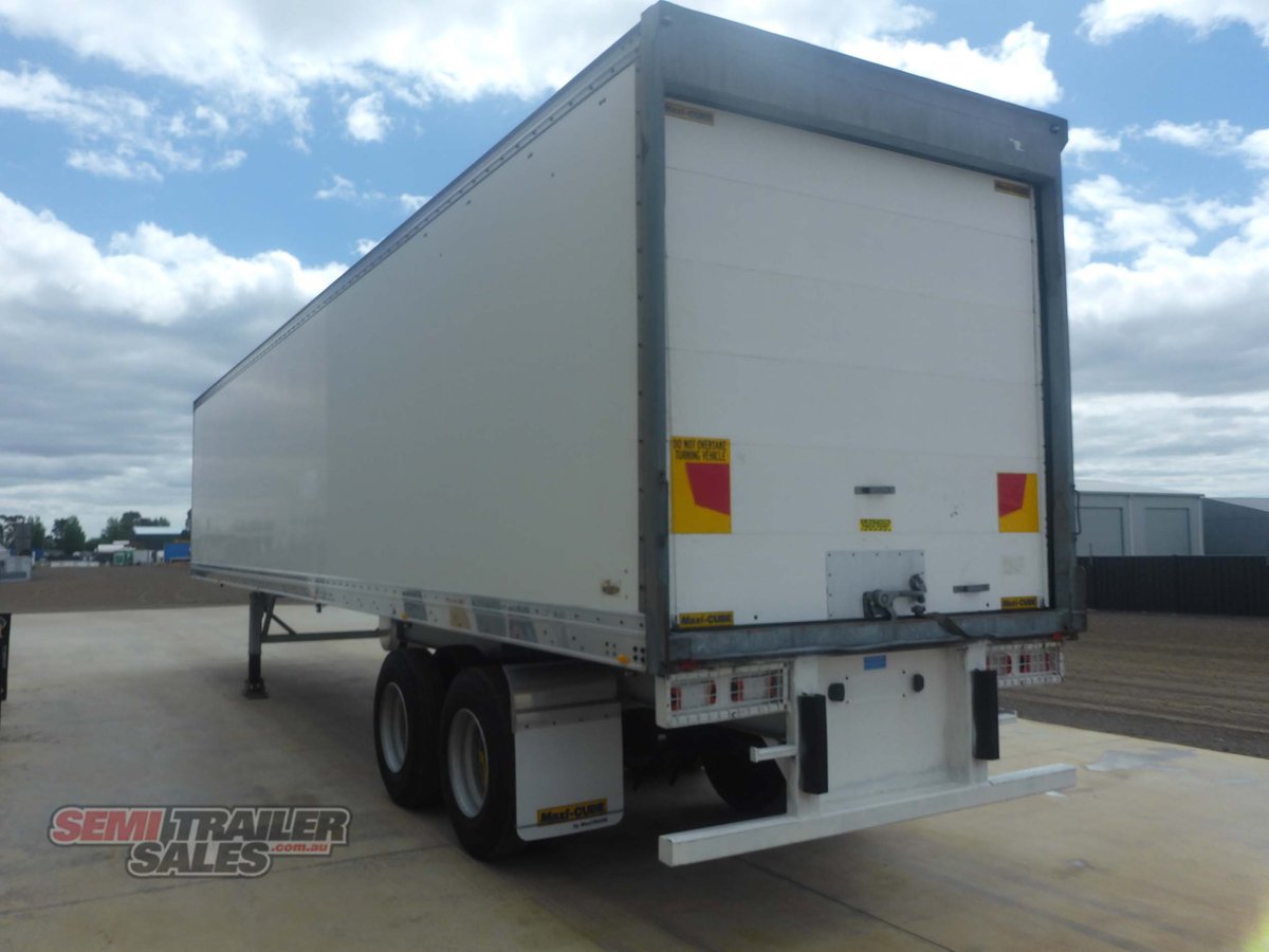 MAXITRANS REFRIGERATED TRAILER