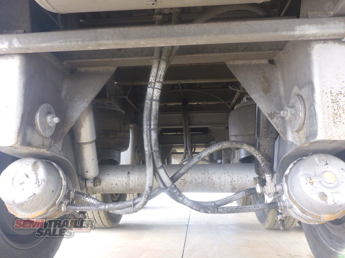 2010 VAWDREY WINGLINER PANTECH TRAILER
