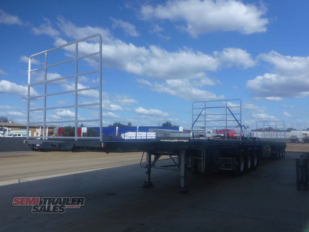 KRUEGER FLAT TOP TRAILER