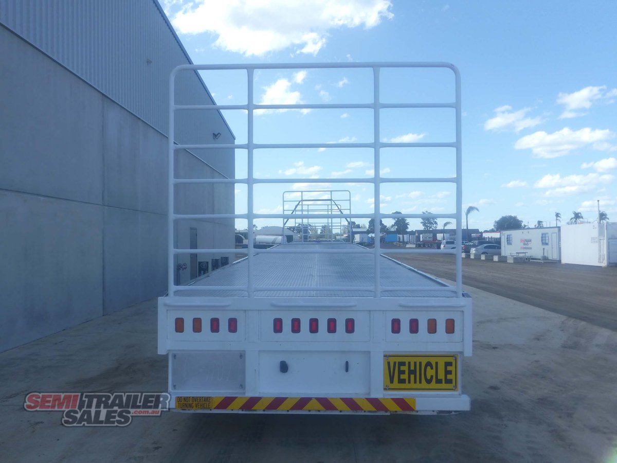 KRUEGER FLAT TOP TRAILER