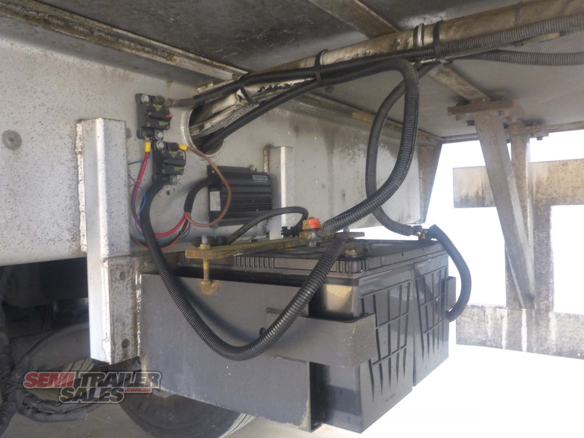 VAWDREY REFRIGERATED TRAILER