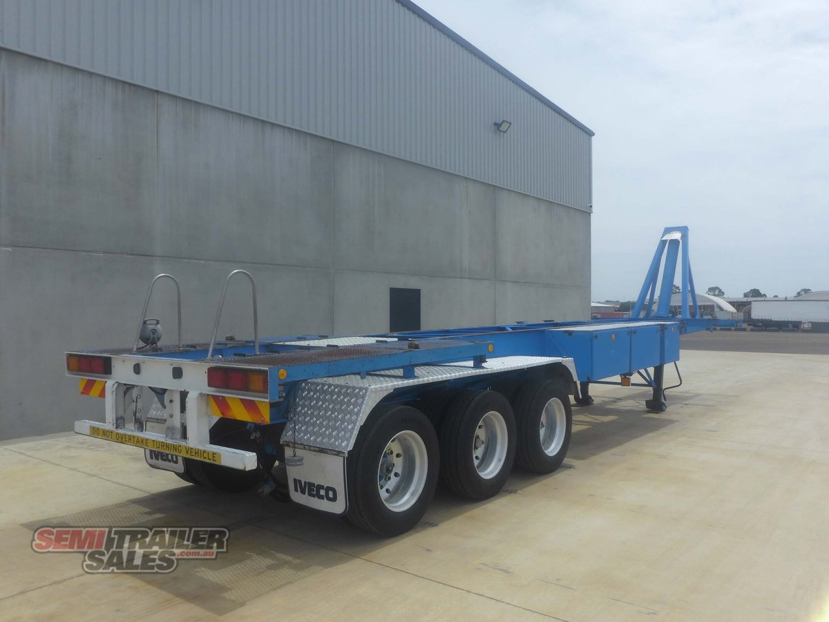 BARKER SKEL TRAILER