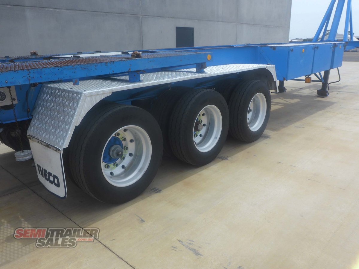 BARKER SKEL TRAILER