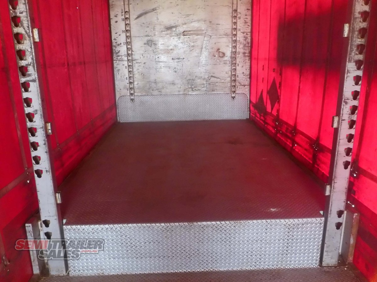 VAWDREY DROP DECK TRAILER