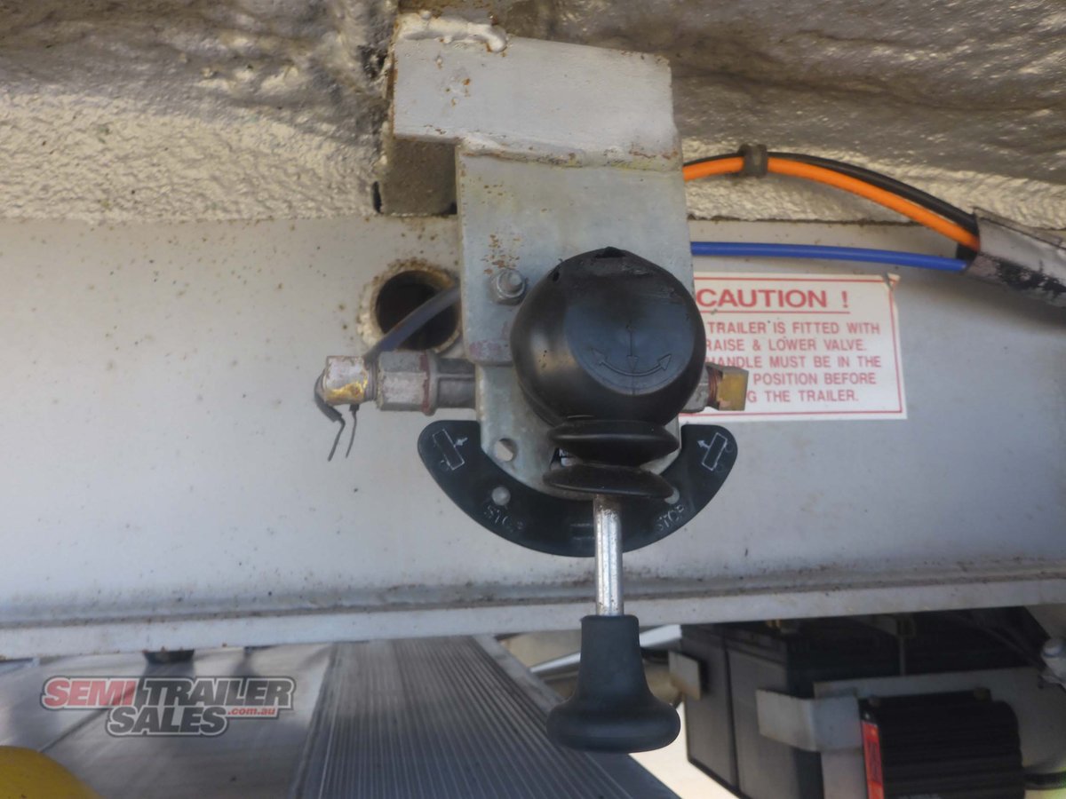 VAWDREY REFRIGERATED TRAILER