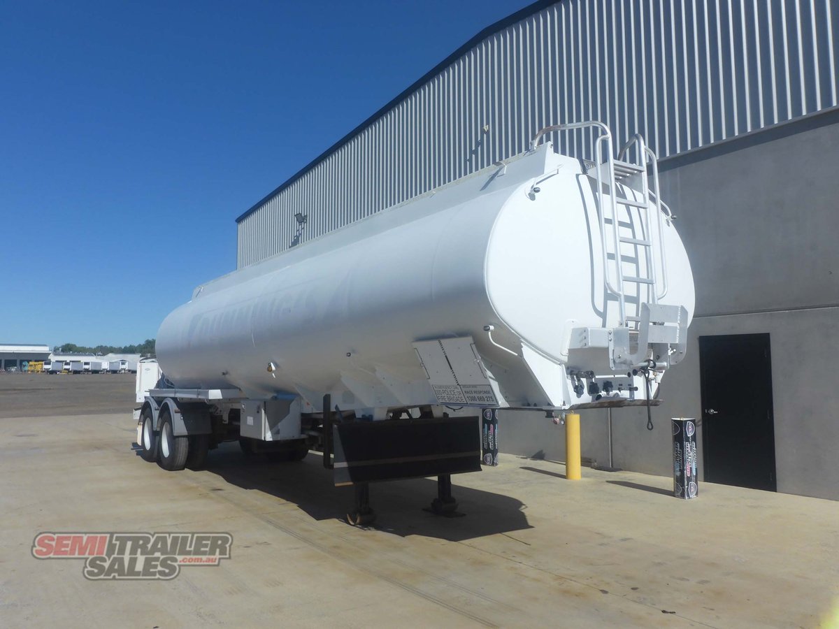 OMEGA TANKER TRAILER