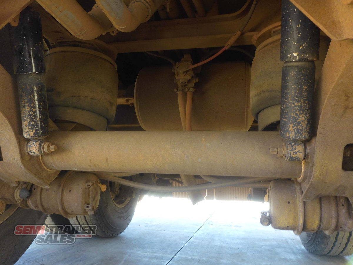 OMEGA TANKER TRAILER