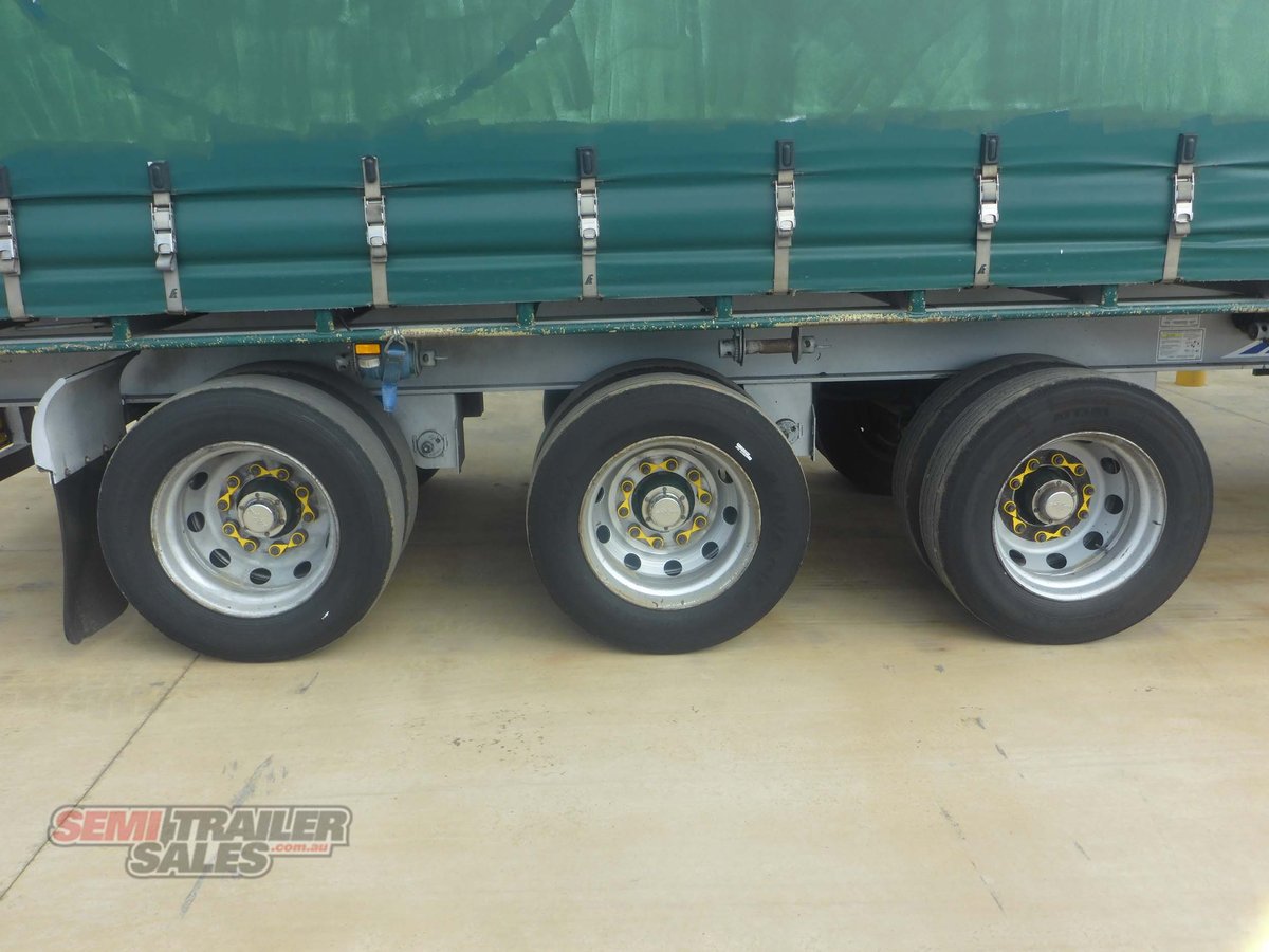 MAXITRANS CURTAINSIDER TRAILER