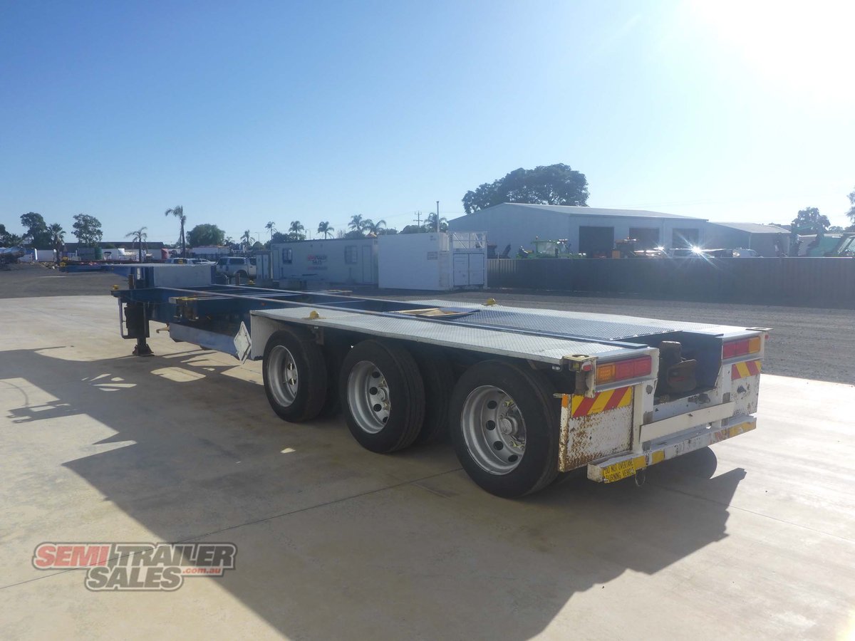 BARKER SKEL TRAILER