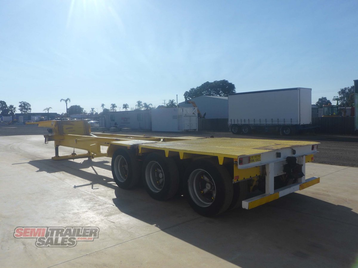 MAXITRANS SKEL TRAILER