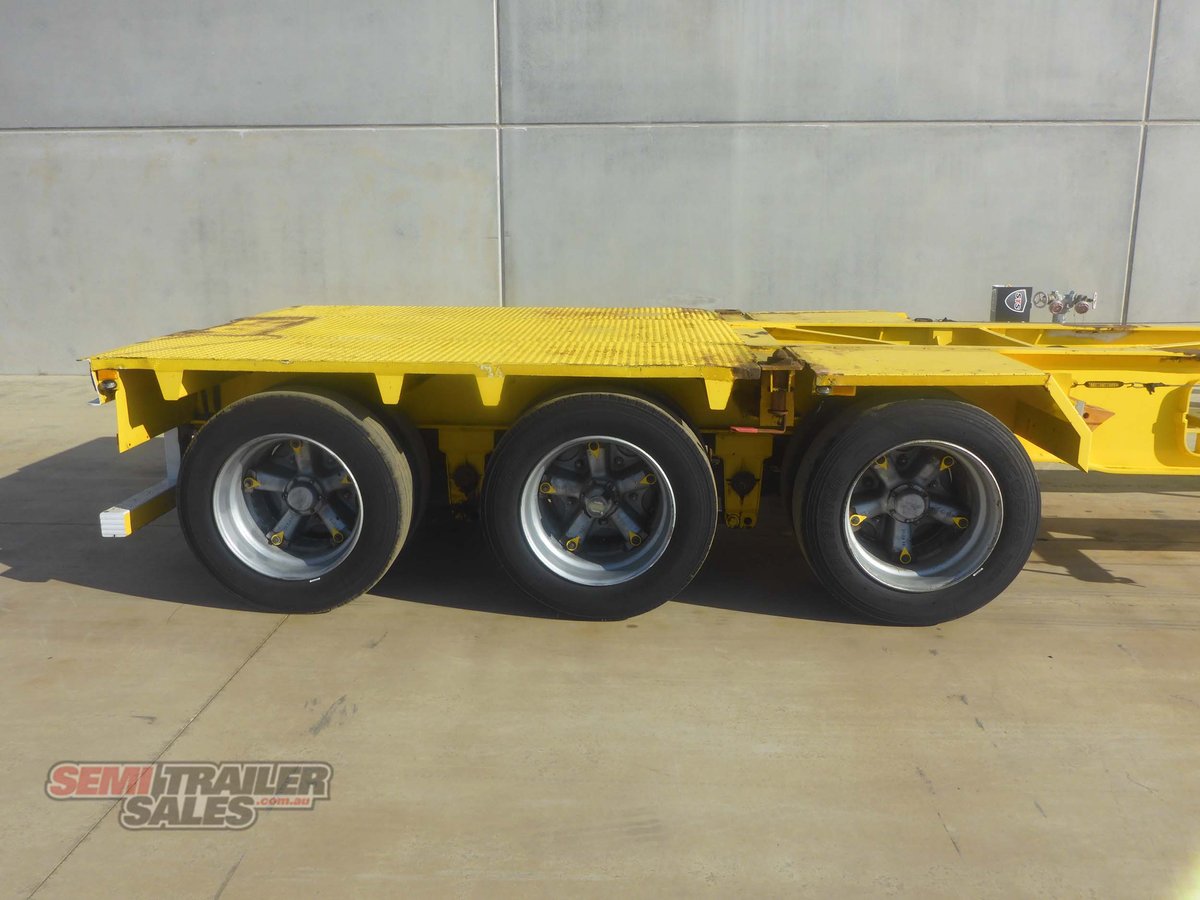 MAXITRANS SKEL TRAILER