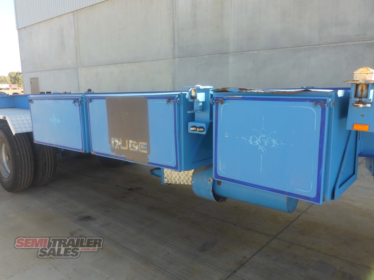 BARKER SKEL TRAILER