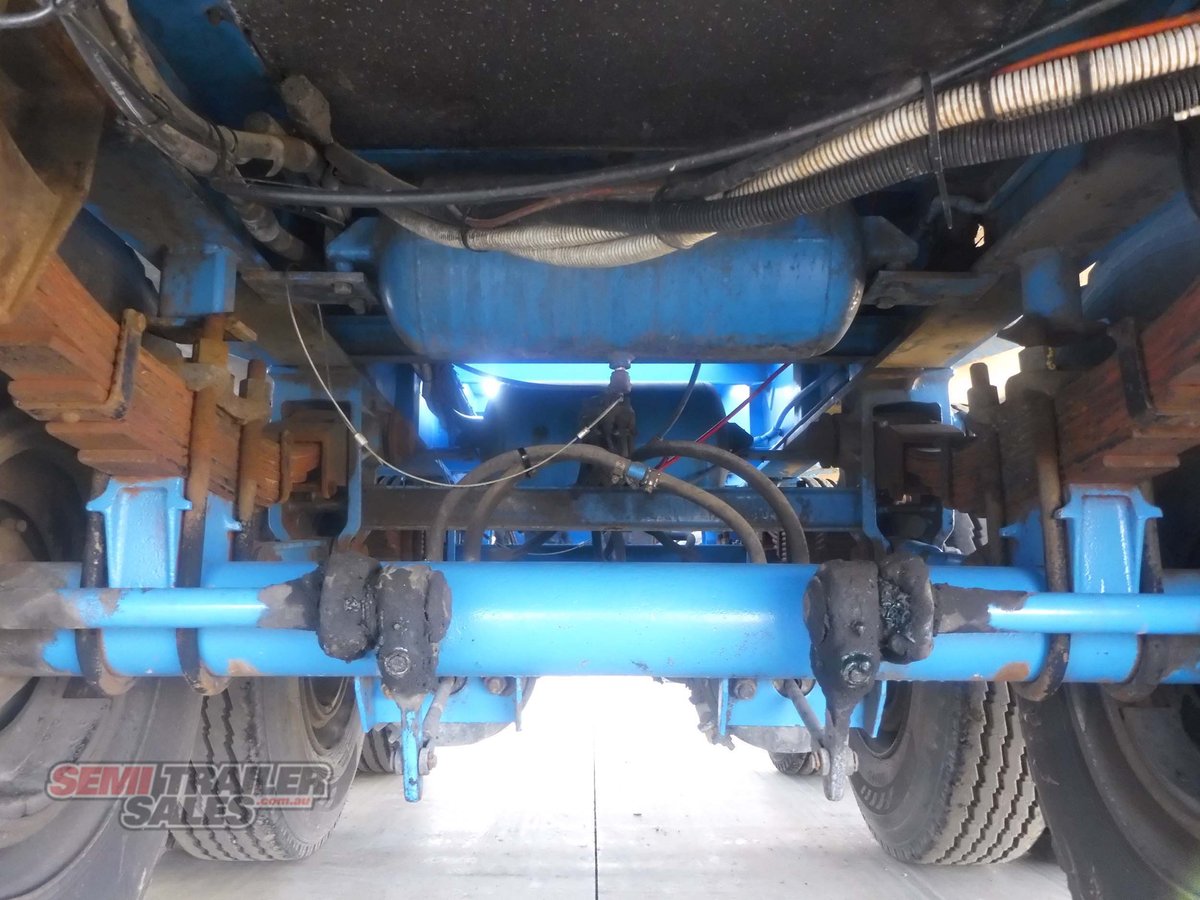 BARKER SKEL TRAILER