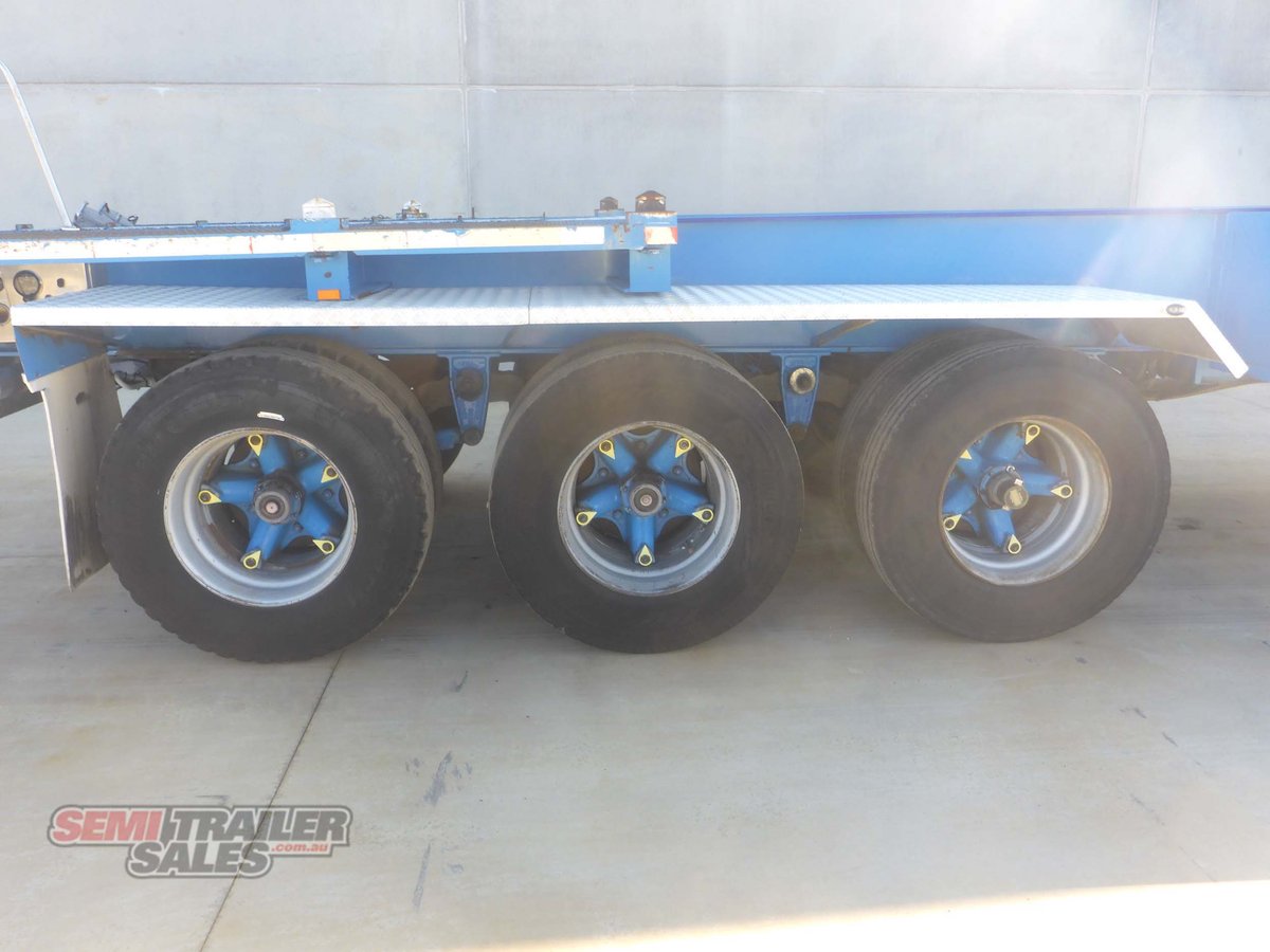 BARKER SKEL TRAILER