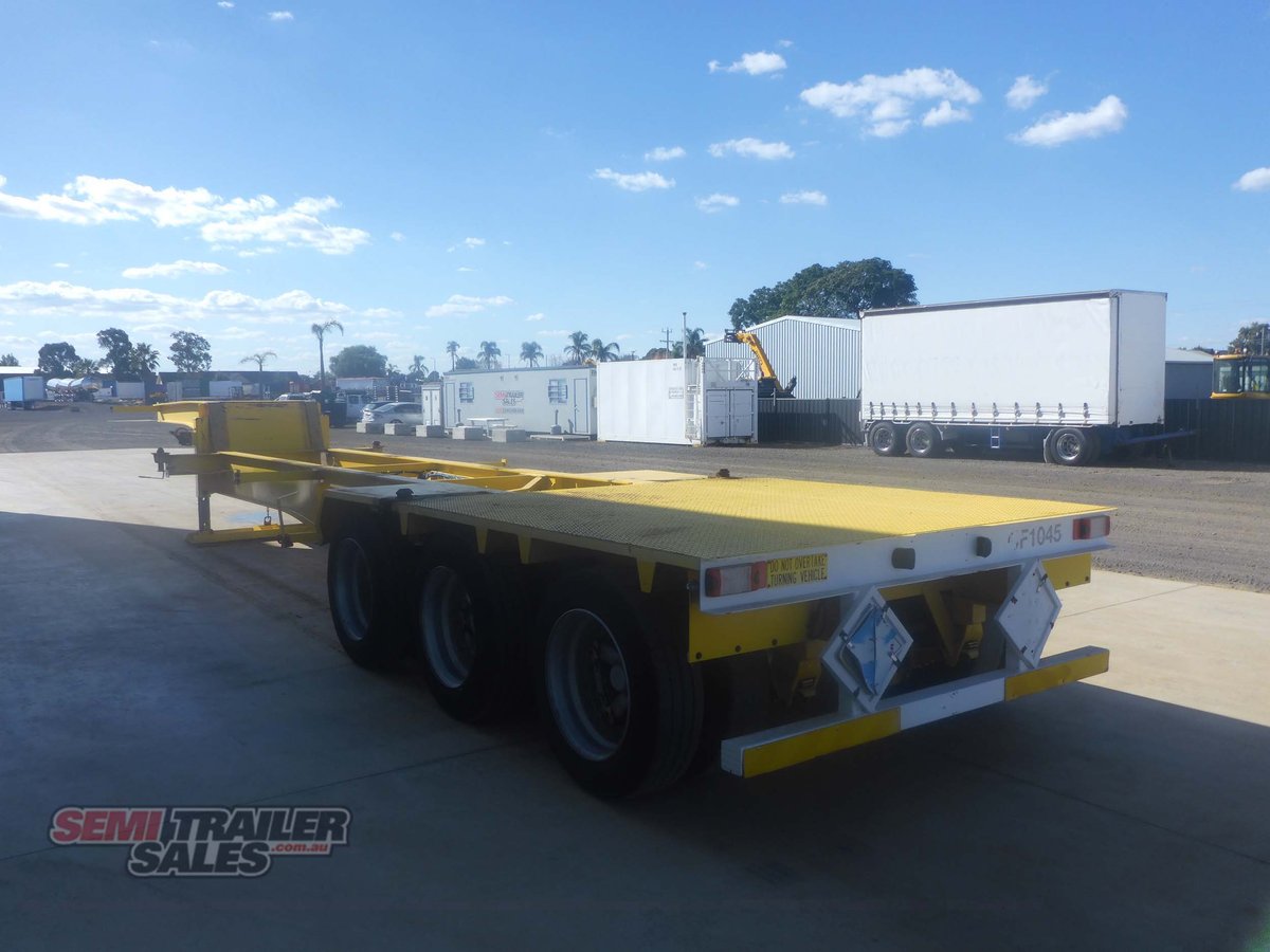 MAXITRANS SKEL TRAILER