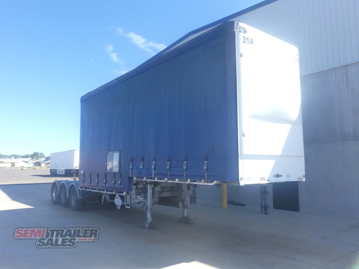 VAWDREY CURTAINSIDER TRAILER