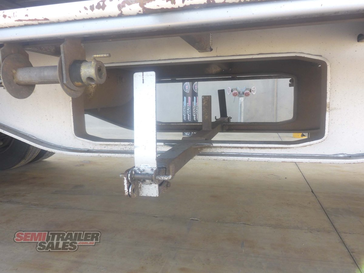 VAWDREY CURTAINSIDER TRAILER