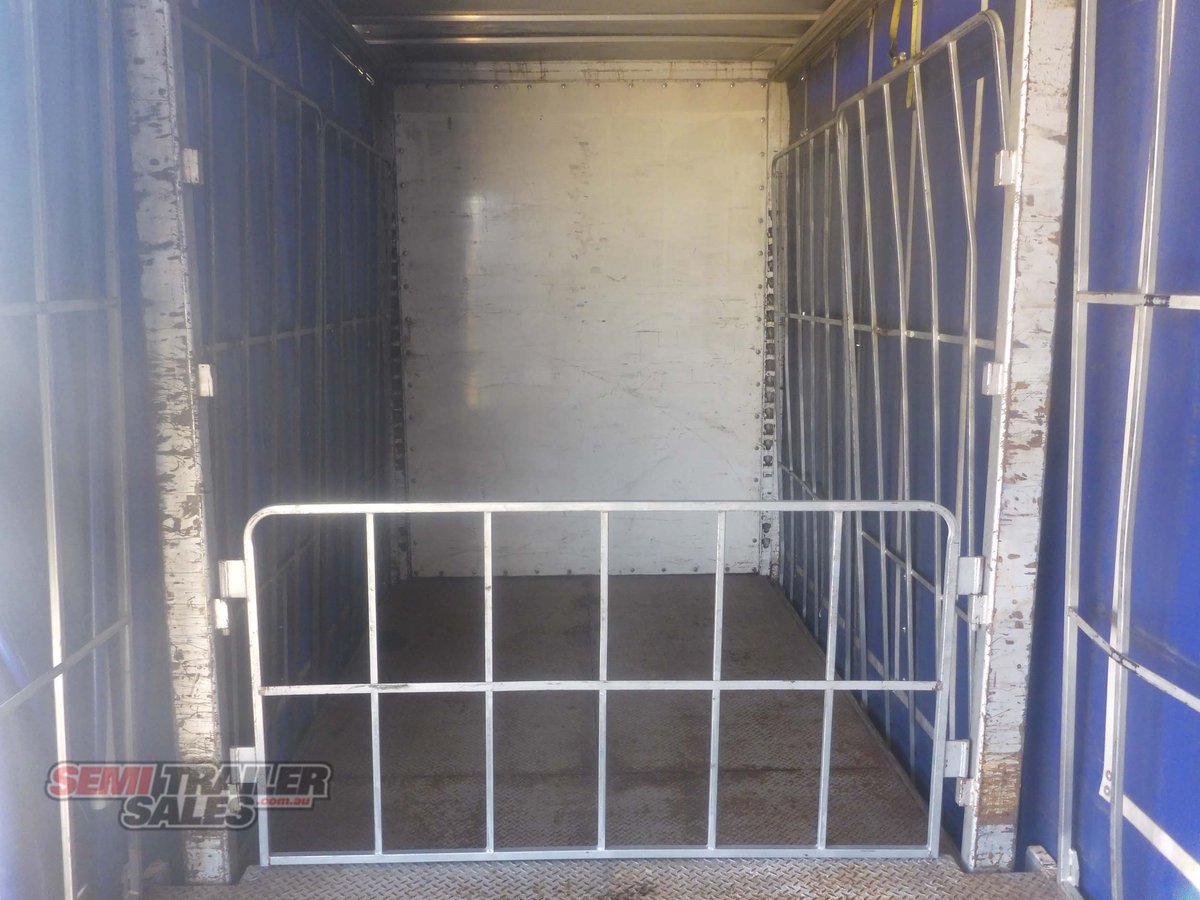 VAWDREY CURTAINSIDER TRAILER