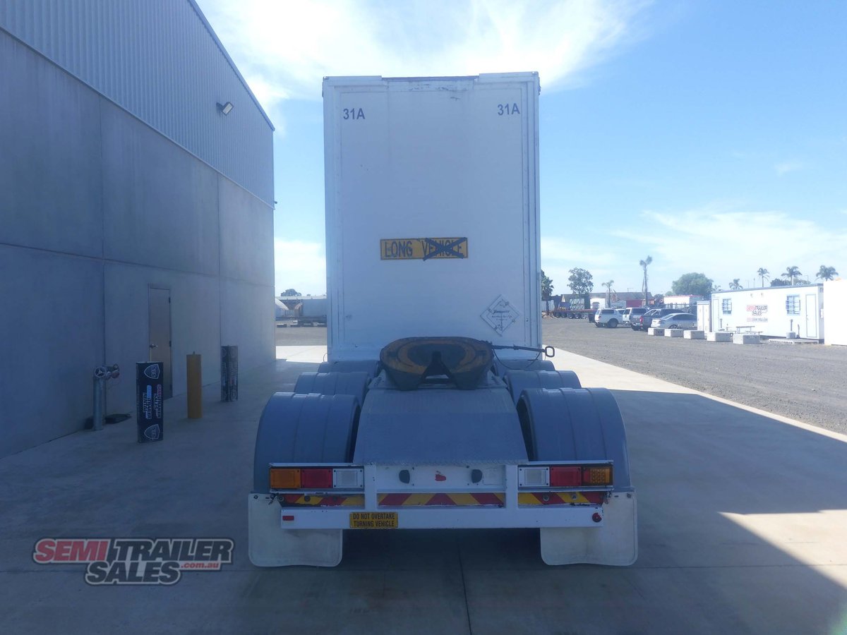 VAWDREY CURTAINSIDER TRAILER