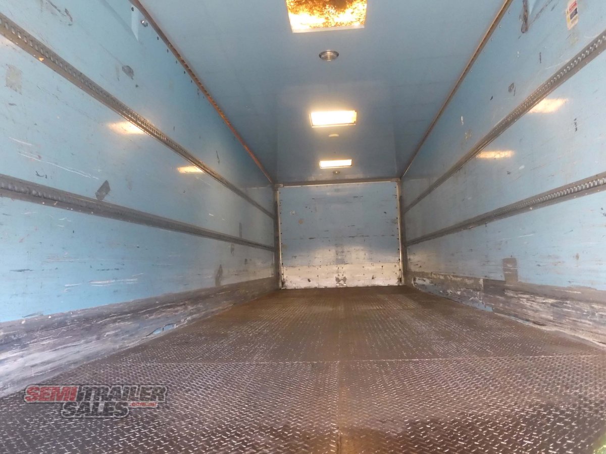MAXITRANS PANTECH TRAILER