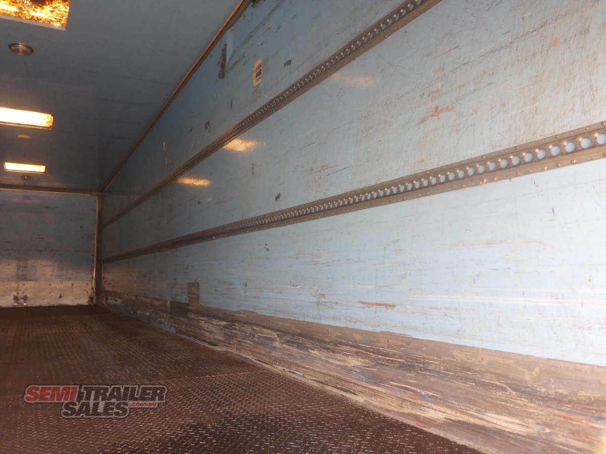 MAXITRANS PANTECH TRAILER