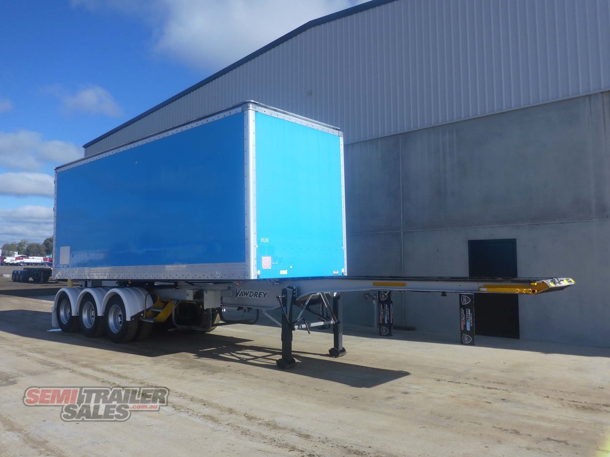 VAWDREY PANTECH TRAILER