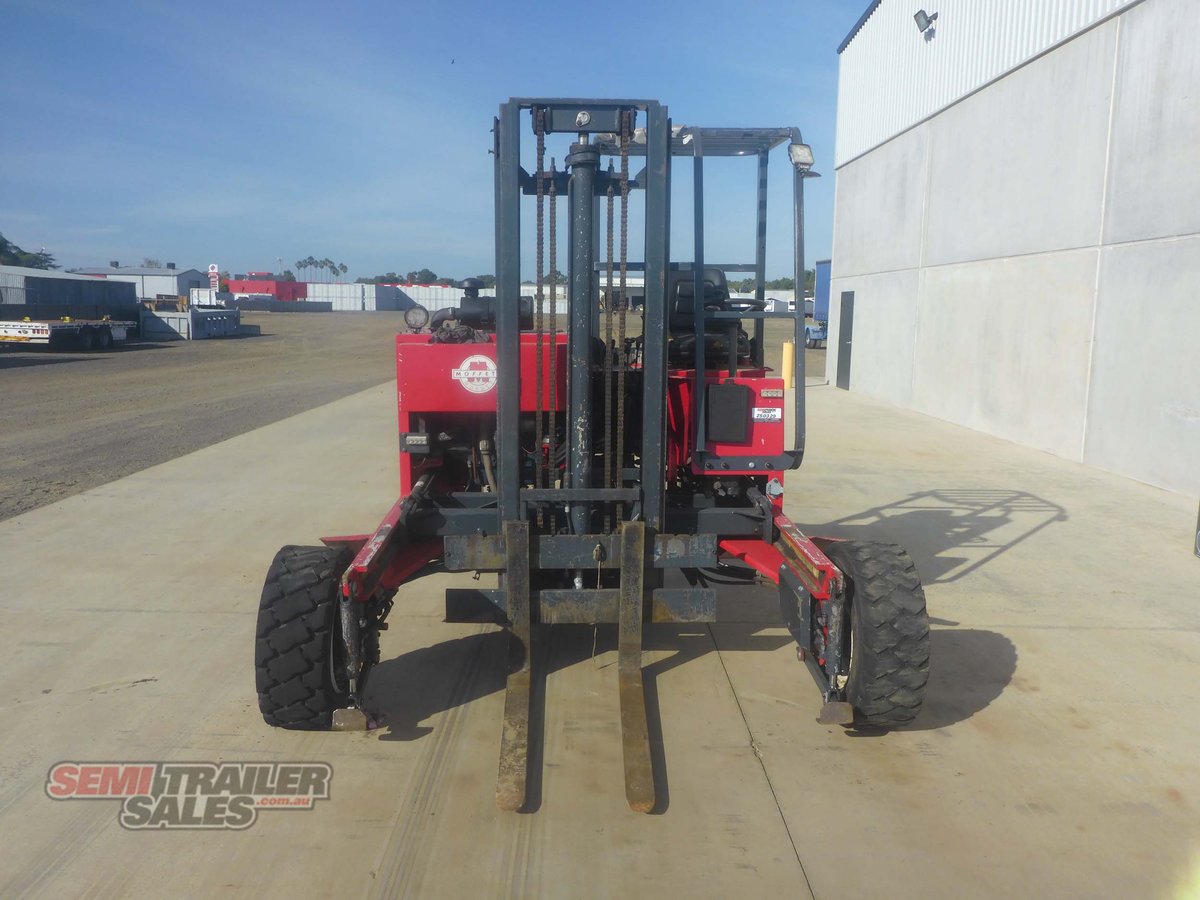 2003 KUBOTA MOFFETT FORKLIFT 