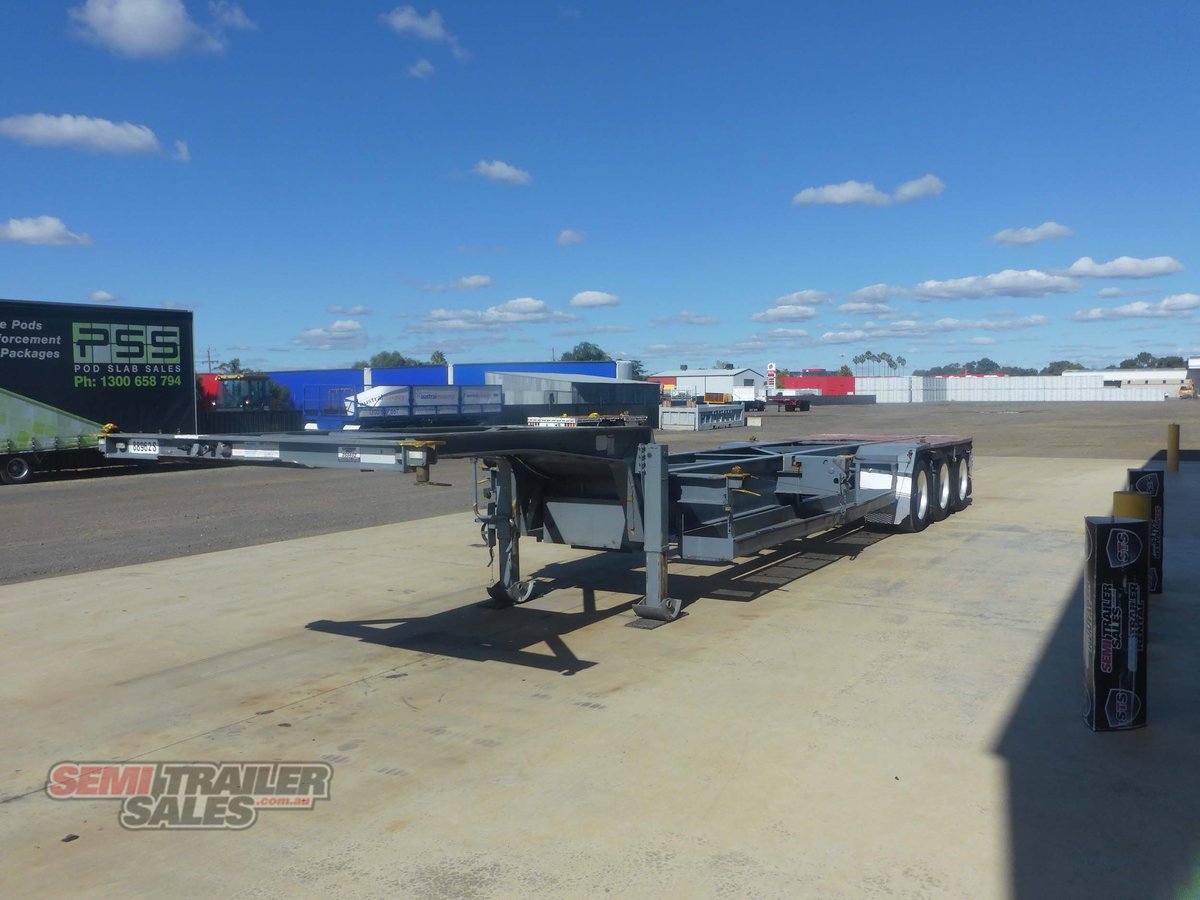 MAXITRANS SKEL TRAILER