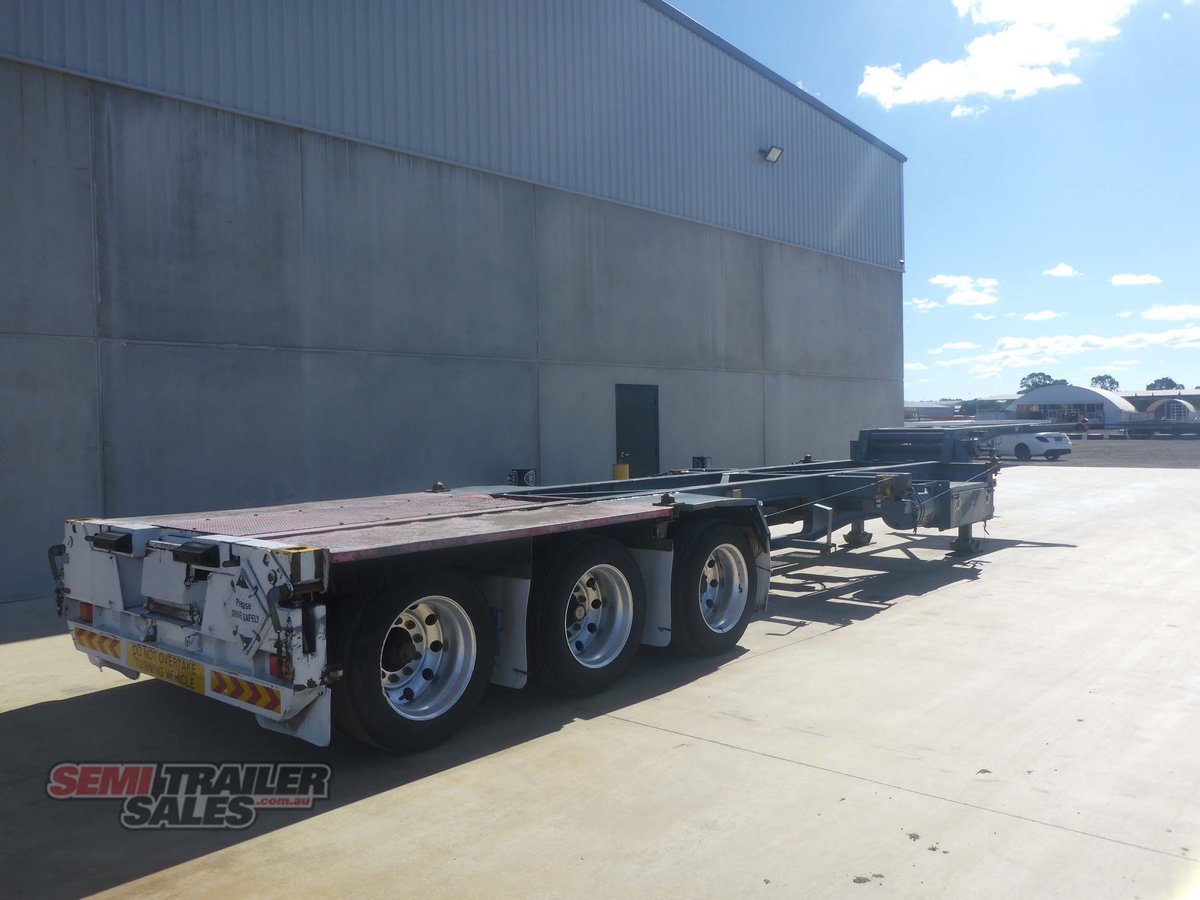 MAXITRANS SKEL TRAILER