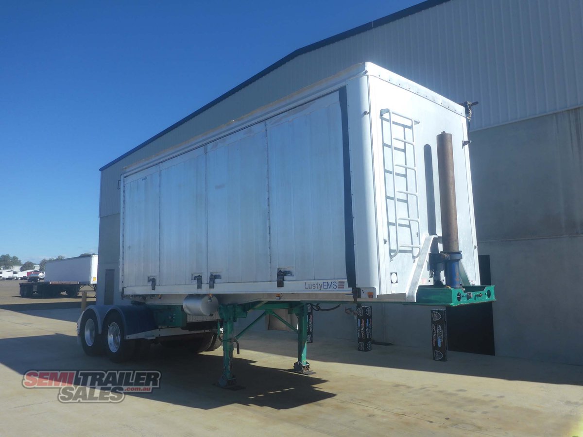 LUSTY TIPPER TRAILER