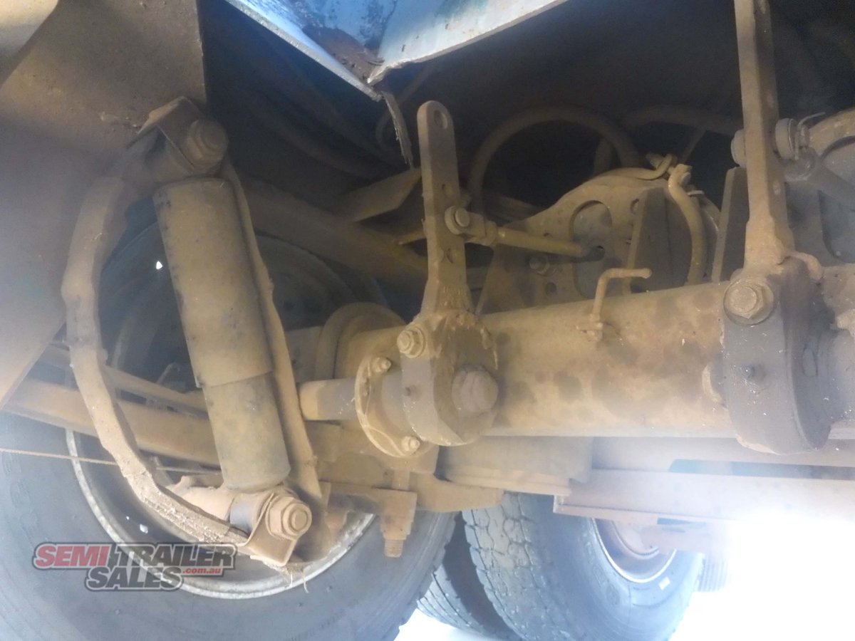 LUSTY TIPPER TRAILER
