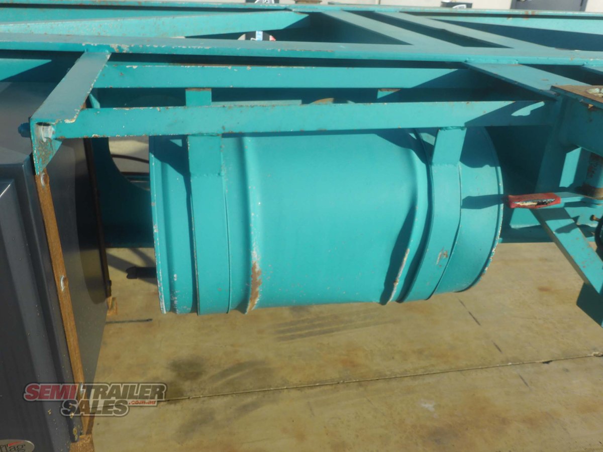 MAXITRANS SKEL TRAILER