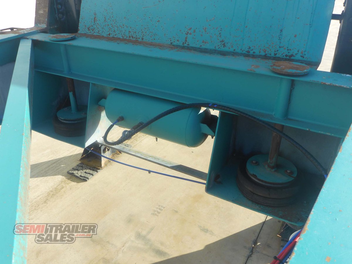 MAXITRANS SKEL TRAILER