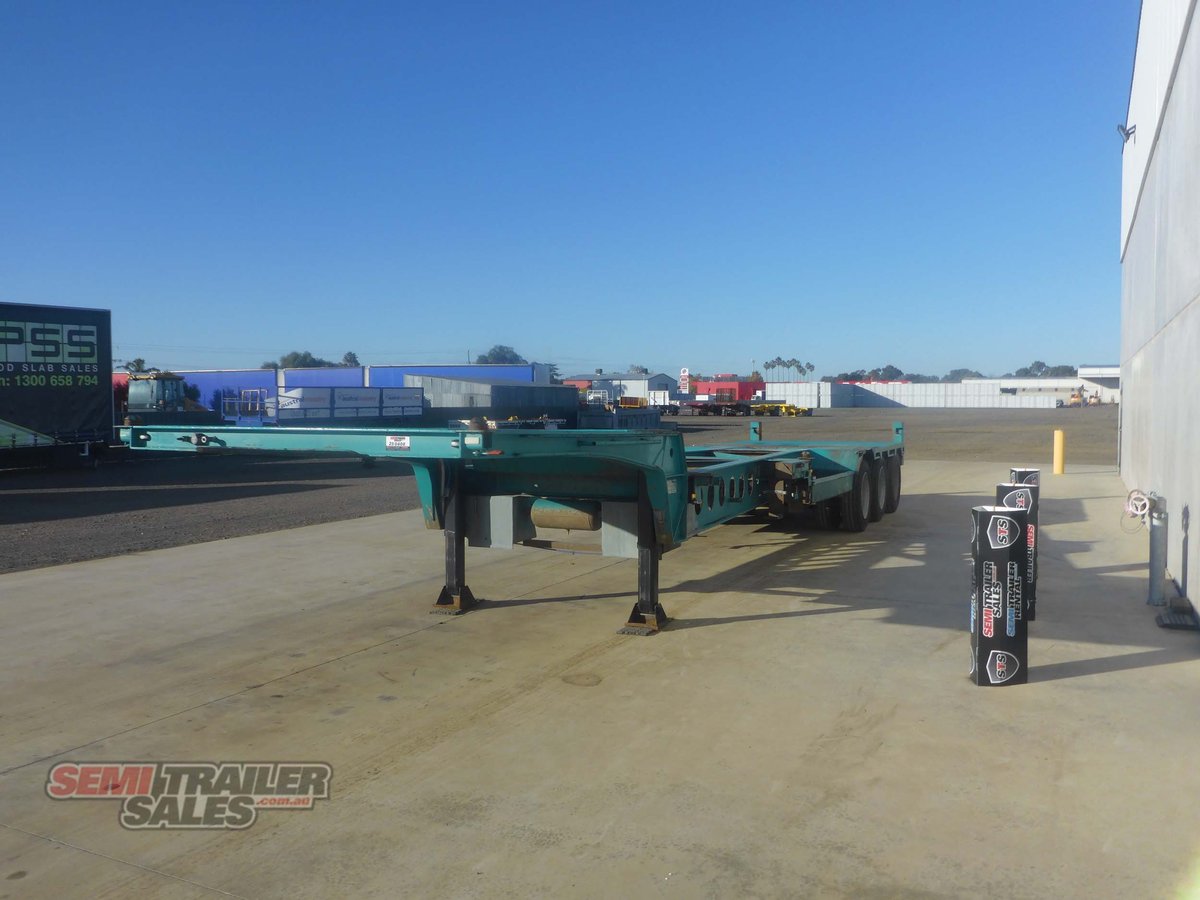 MAXITRANS SKEL TRAILER
