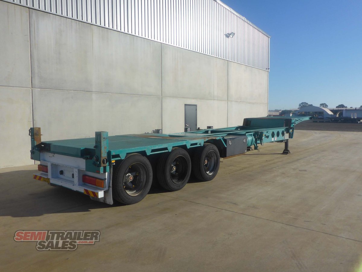 MAXITRANS SKEL TRAILER