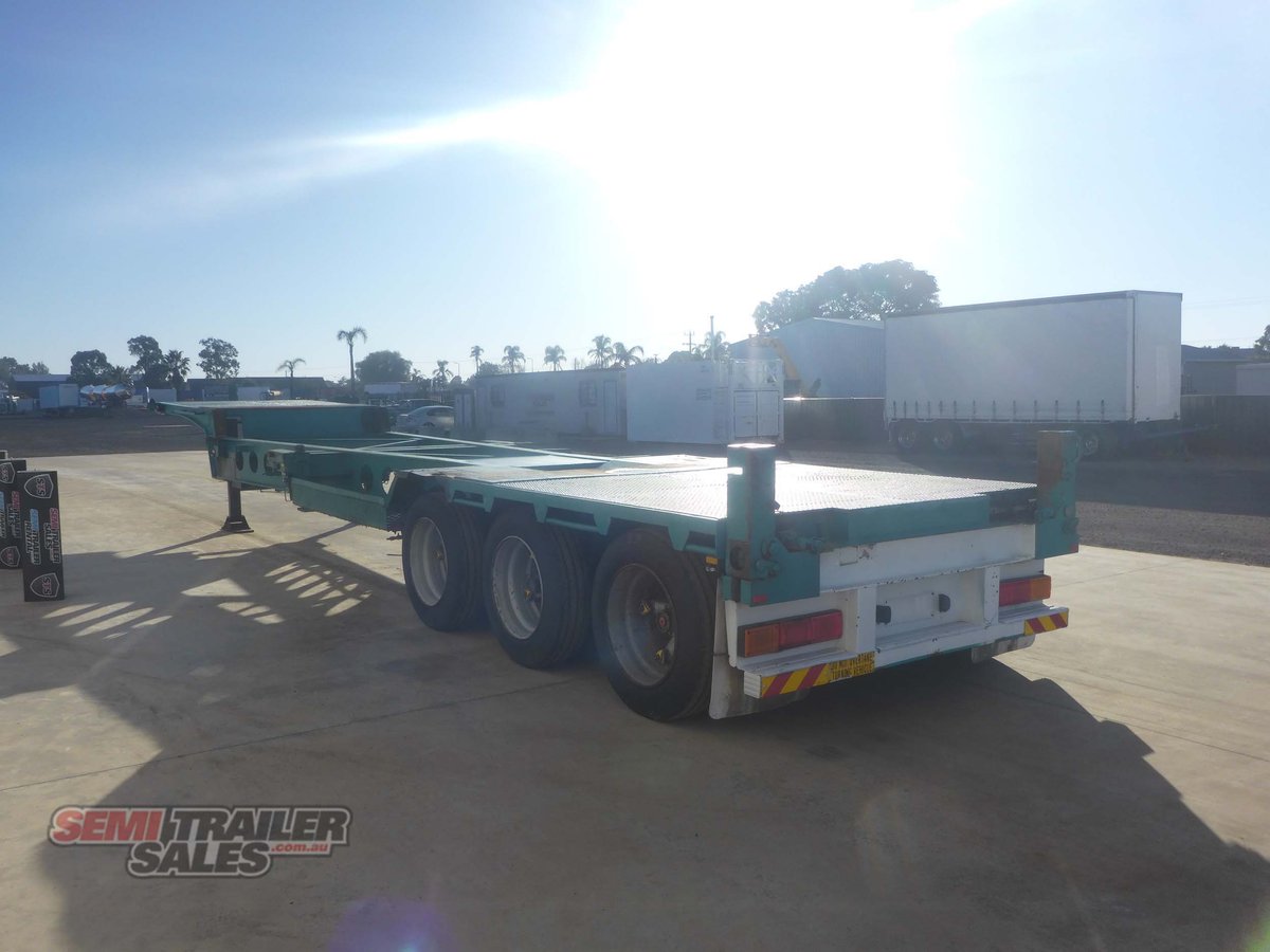 MAXITRANS SKEL TRAILER