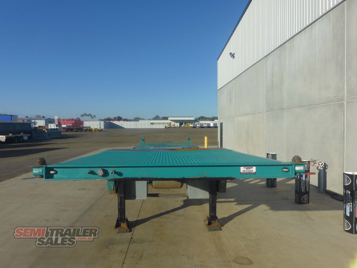 MAXITRANS SKEL TRAILER