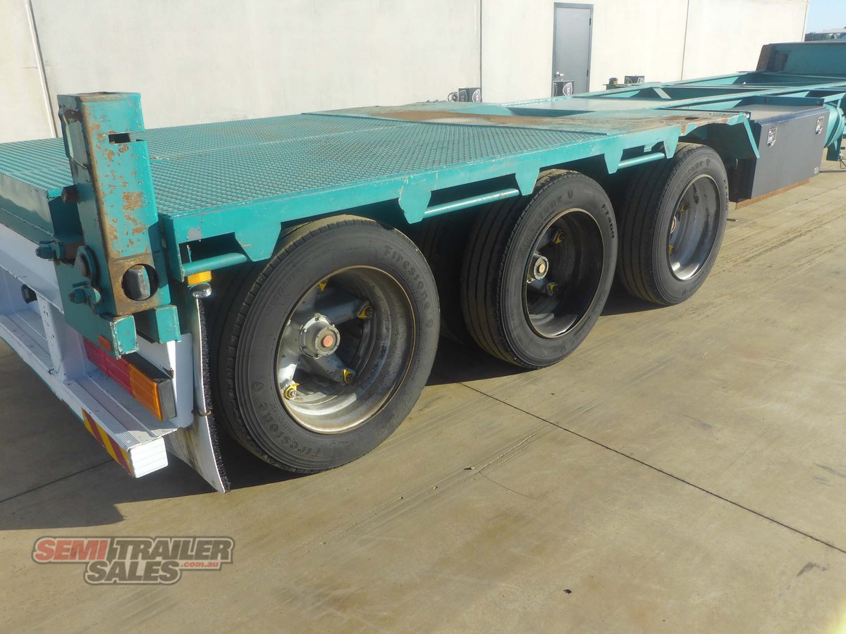 MAXITRANS SKEL TRAILER