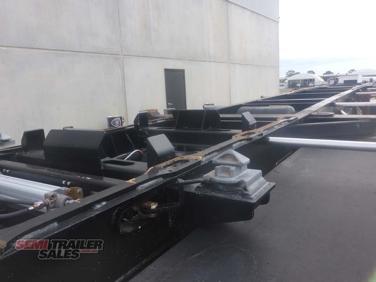 2017 JAMIESON SKELETAL TRAILER