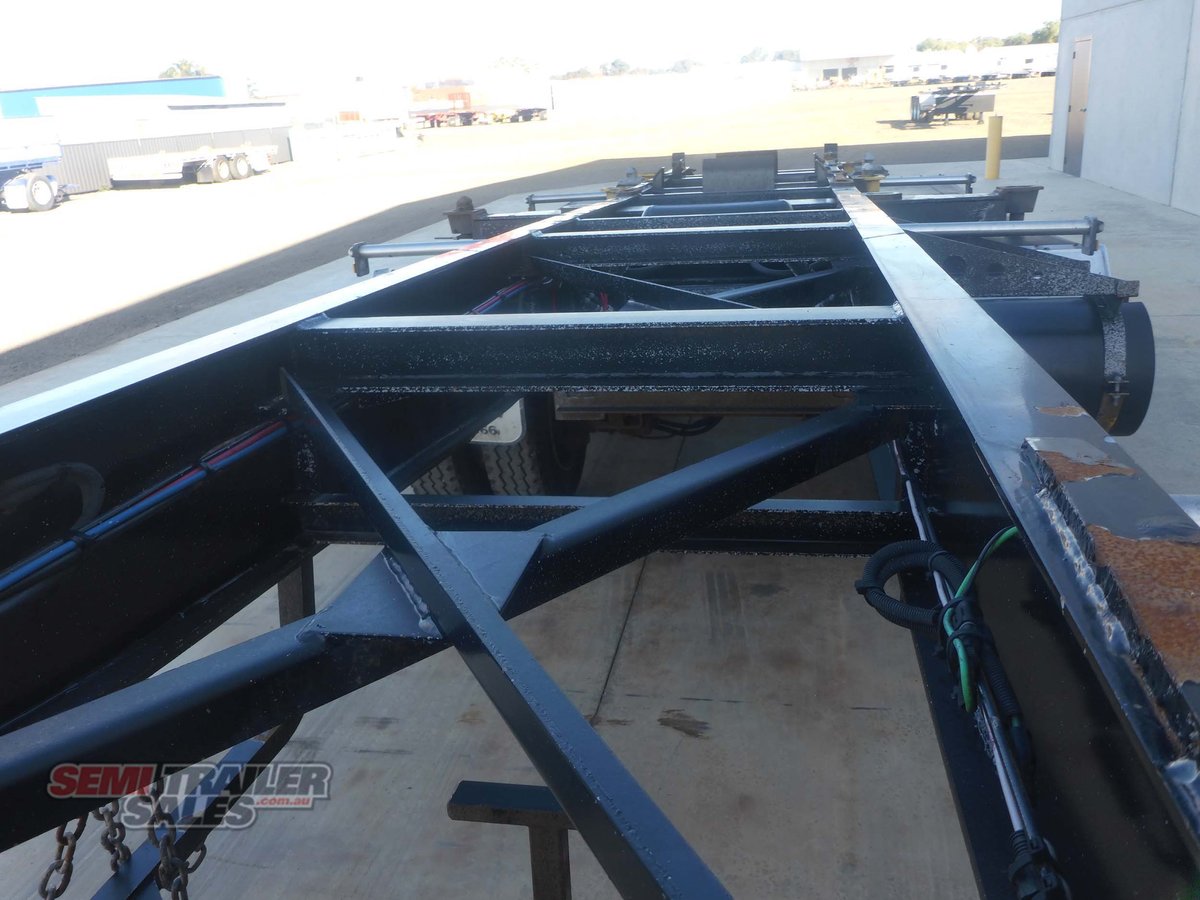 2017 JAMIESON SKELETAL TRAILER